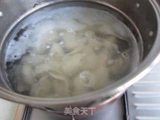 酸菜猪肉饺子的做法步骤：14