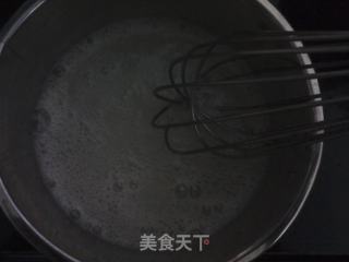 电饭煲也能做戚风蛋糕的做法步骤：3