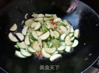 家常小菜——丝瓜炒肉片的做法步骤：7