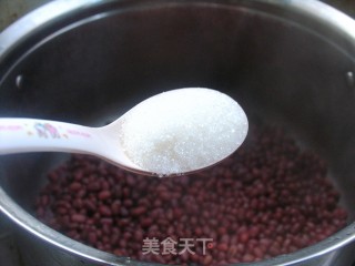 自制百搭甜品——蜜红豆的做法步骤：3