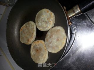 酸菜馅饼的做法步骤：5