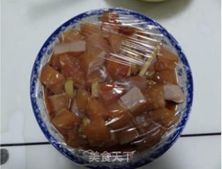 烤串也要白富美——彩椒鸡肉串的做法步骤：2