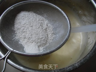 蜜红豆鸡蛋糕的做法步骤：5