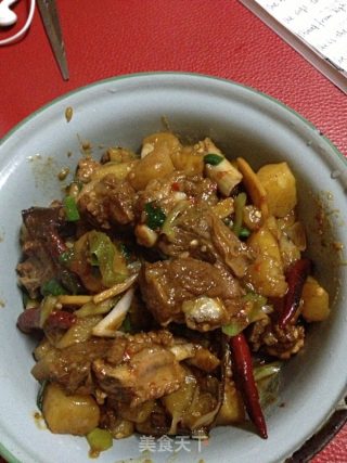 土豆烧排骨的做法步骤：7