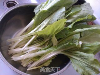 素炒小白菜的做法步骤：1