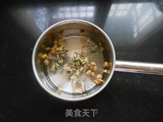 薄荷菊花茶的做法步骤：4