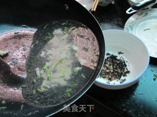 瘦肉紫菜汤的做法步骤：6