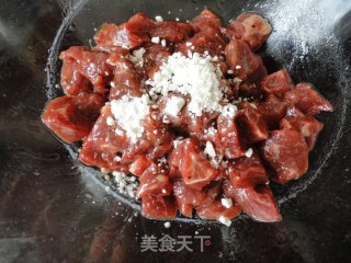 轻盈版口蘑牛肉面的做法步骤：2