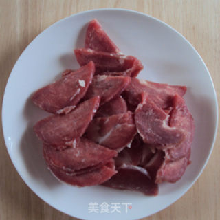 青椒炒肉的做法步骤：5