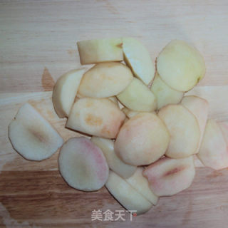 冰糖桃子（桃罐头）的做法步骤：3