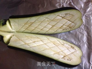 在家做出排档烧烤味——蒜蓉肉末烤茄子的做法步骤：1