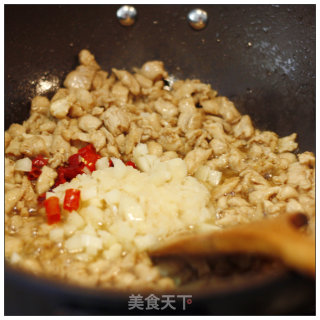 美味下饭妈妈菜-----宫保鸡丁的做法步骤：7