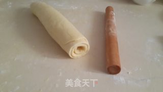 葡式蛋挞（包括蛋挞皮详细配图制作过程）的做法步骤：16