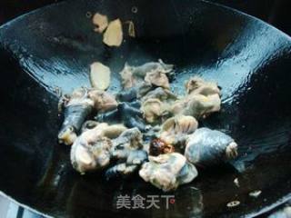 鸡腿炖香菇的做法步骤：5