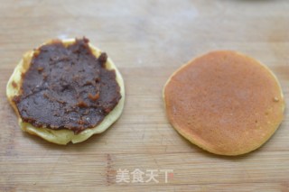 来俩甜煎饼【铜锣烧】的做法步骤：12