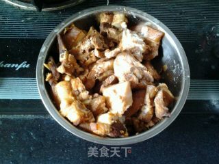 冬瓜熟肉饺子的做法步骤：2