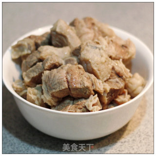 美味下饭饭-----番茄炖牛腩的做法步骤：2