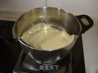 豆皮肉卷——三鲜福包   五福临门的做法步骤：4