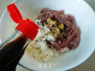 冬瓜肉丸汤的做法步骤：2