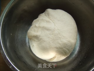 老式葱油饼的做法步骤：1