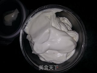 草莓奶油蛋糕（电饭煲做的）的做法步骤：21