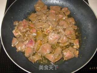 蚝油牛肉炒饼的做法步骤：5