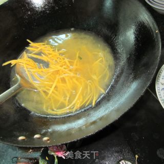 南瓜豆腐丝开汤－－咖喱味的做法步骤：4