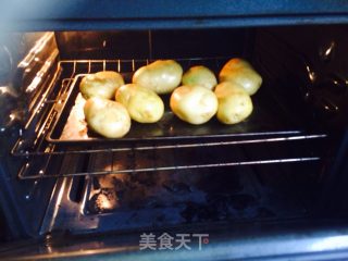 土豆泥 twice baked potatoes 经典美式西餐的做法步骤：2