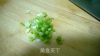 茭白炒鸡蛋的做法步骤：2