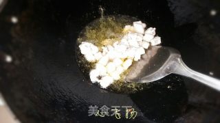 清爽笋丁炒肉丁的做法步骤：8