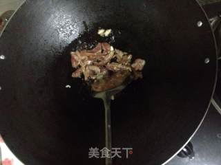 豆豉瘦肉炒苦瓜的做法步骤：5