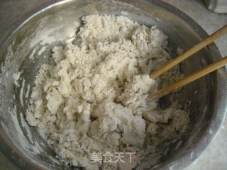 大葱肉馅饼的做法步骤：1