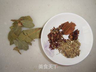 牛肉粉丝汤的做法步骤：2