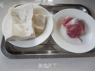 肉末香菇烧豆腐的做法步骤：1