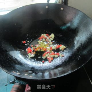 蒜米豆角炒肉的做法步骤：4