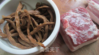 干豆角烧肉的做法步骤：1