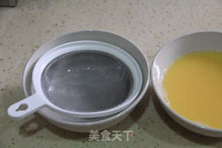 鸡蛋羹（能做的像布丁一样也是醉了！）的做法步骤：4