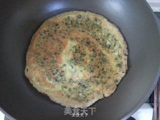 最春天的味道~香椿蛋煎饼的做法步骤：5