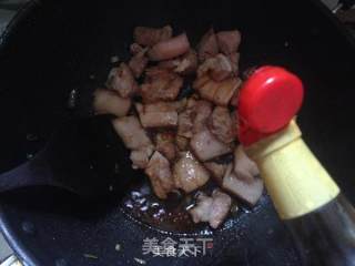 美美的回味【红烧肉】的做法步骤：8