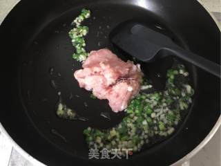 酸豆角炒肉末的做法步骤：6