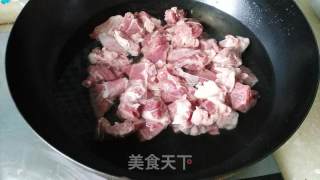 牛肉炖土豆的做法步骤：2