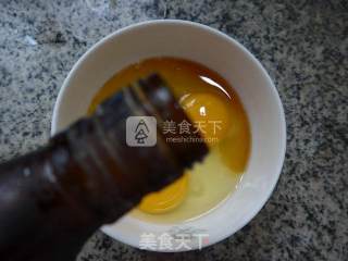 油麦菜鸡蛋炒饭的做法步骤：2