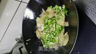 爆炒牛肉土豆片的做法步骤：7