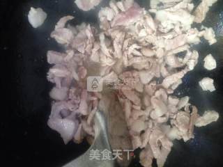 香菜豆干炒肉丝的做法步骤：4