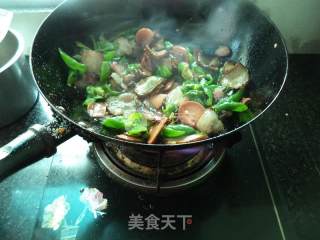 青椒腊肉片的做法步骤：14