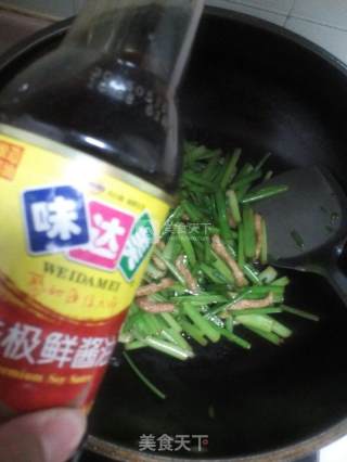 肉丝炒芹菜的做法步骤：5