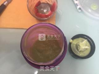 牛油果草莓思慕雪的做法步骤：7