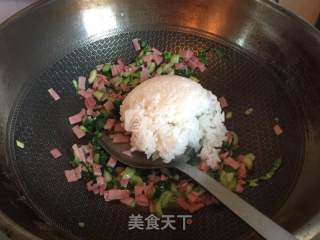 青菜火腿炒饭的做法步骤：7