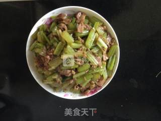 家常炒芹菜的做法步骤：11