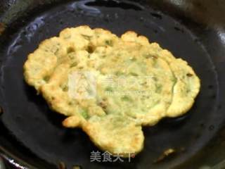 香椿蛋糊饼的做法步骤：12